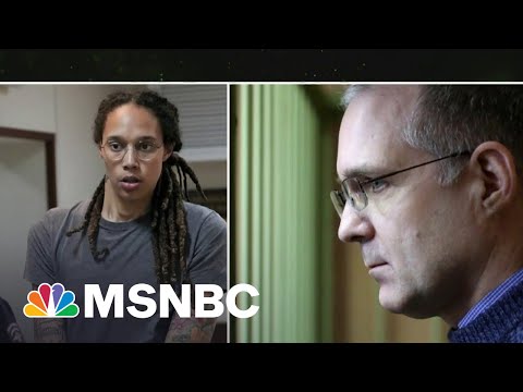 <span style="font-size: 3rem;">Unpacking Brittney Griner's Sexuality: Uncovering her Journey of Self-Discovery and Empowerment</span>