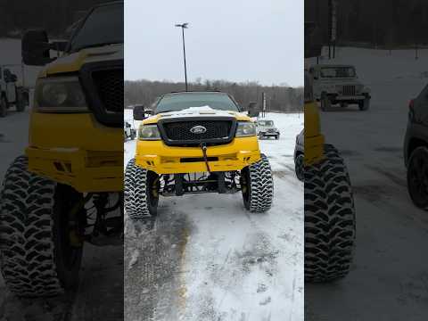 The ultimate snowstorm rig. #snow #ice #storm #snowstorm