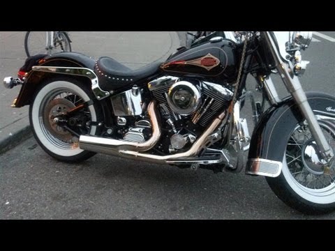 Patriot Defender Exhaust Pipe on Harley Davidson Heritage Softail