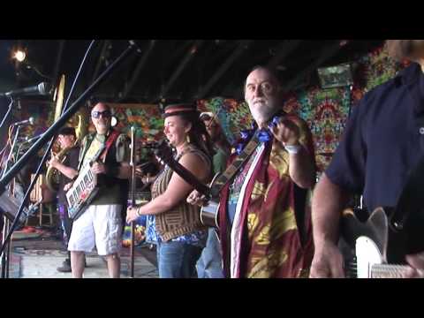 Ray Troll, Russell Wodehouse and the Ratfish Wranglers play "Ratfish Rule" at Salmonfest 2015