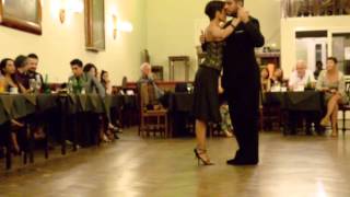 Laza Moreno y Luciana Arregui en Porteño y Bailarin- 3y4