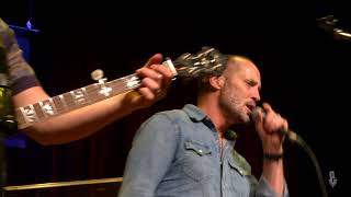 eTown Finale with Leftover Salmon & Paul Thorn - Love Train (webisode #1413)