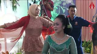 Download lagu Tayub Podhang Kuning  - Live Tayub Tangerang Terbaru Duta Nada 2022 mp3