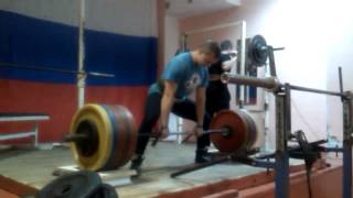 Александр Колбин - тяга 300 кг (66 в.к.)
