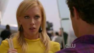 Taryn Manning pulls a gun on her director in Melrose Place