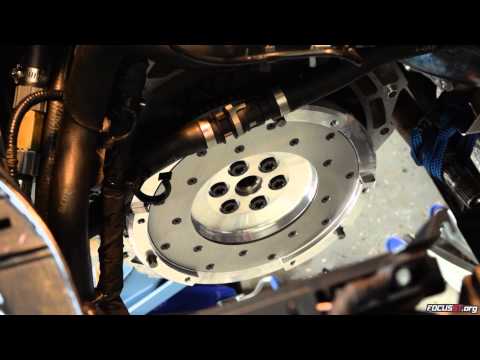 Focus ST How-to: Flywheel & Clutch Removal & Installation