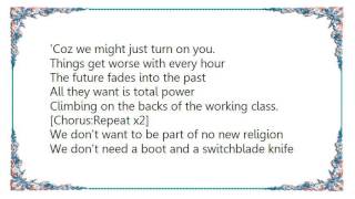 Cock Sparrer - Watch Your Back Lyrics