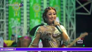 Download lagu Nunung Alvi  PENGEN KETEMU JAM SIJI BENGI. mp3 Download lagu Nunung Alvi  PENGEN KETEMU JAM SIJI BENGI. mp3