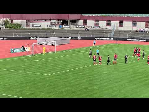 Kristijan Makovec verwandelt Elfer für SW Bregenz