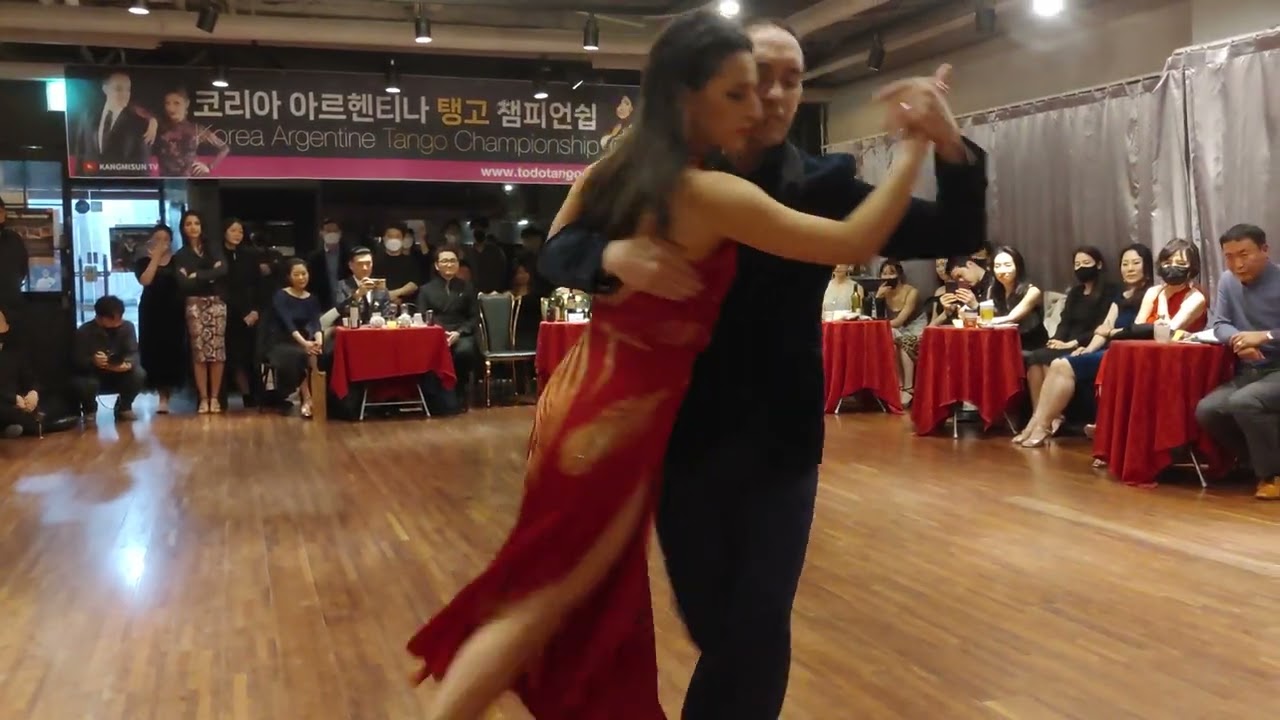 [Miguel Caló, Raúl Iriarte - Gime El Viento] Betsabet Flores & Jonathan Spitel