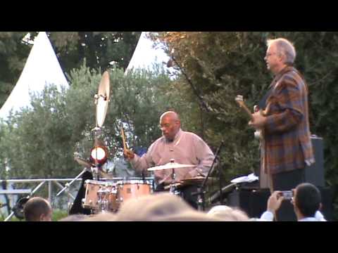 McCOY TYNER TRIO WITH BILL FRISELL - Nice Jazz Festival /July 2009/ - LIVE
