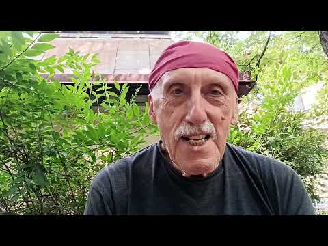 Sticle Reciclabile și Puturosii