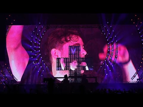 Tremor vs Dyro ID [ Warp Speed ] | Martin Garrix Mashup LIVE @ World Club Dome 2020