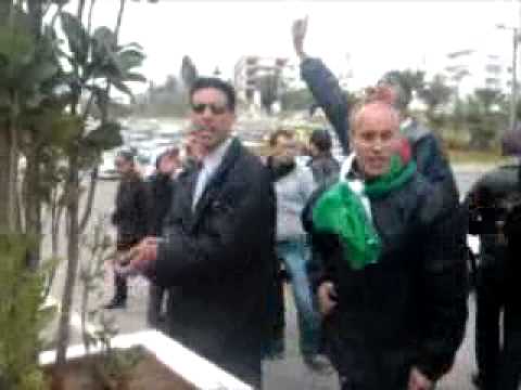 وقفة احتجاجية امام وزارة الطاقة والمناجم 24-02-2013