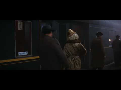 "Victor/Victoria" - Train Scene