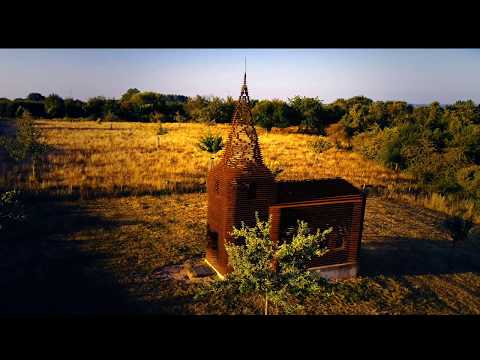 Reading between the Lines - Doorkijkkerk Borgloon