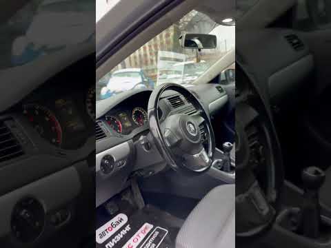 фото volkswagen jetta vi 0