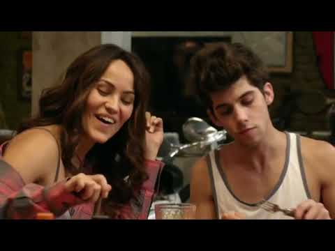 40 y 20 temporada 1 CAPITULO 1 BED AND BREAKFAST