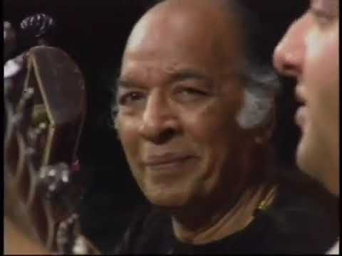 Ustad Vilayat Khan (sitar) & Ustad Shujaat Khan (surbahar) - Live in Concert ❤️