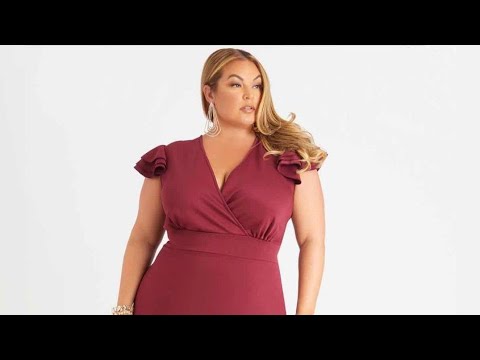 Tati Rozzi..💋 Wiki Biography 😻| age | weight | relationship 😘| net worth | Curvy model plus size 😍💕