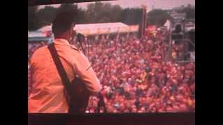 Tom Morello: The Nightwatchman - Flesh Shapes The Day - Hard Rock Calling 2012