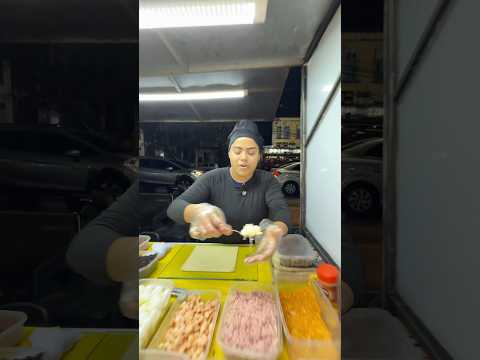 I'm back in the pastel with everything inside • 😋 ​⁠@sermotaa #fy #food #comida #fyp #marechal