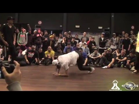 Xisco & Menno vs Focus & Bgirl At | RAW CIRCLES 2011