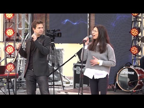 Igor Orozovič feat. Kristýna Farag - Kamaše (live)