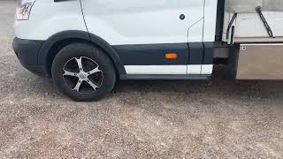 Ford Transit 2.0 EcoBlue curtainsider truck | Image 4 - Autoline