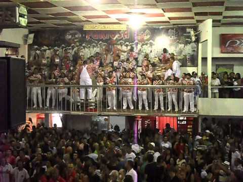 Viradouro 1999 - Bateria - Apresentação no Salgueiro