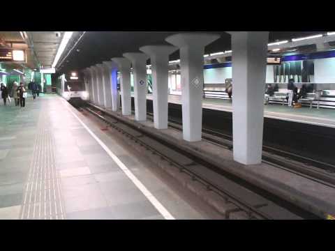 RET Metro 2*Type RSG3 op Beurs richting Slinge (metrolijn E)