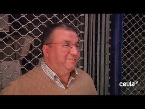 Abdelkader Bumediam: "Si no solucionamos esto, es mejor cerrar el mercado y montar una piscina"