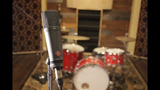 Video thumbnail for Neumann TLM 193 on 70's Ludwig Drums! by SPEAKER VOX