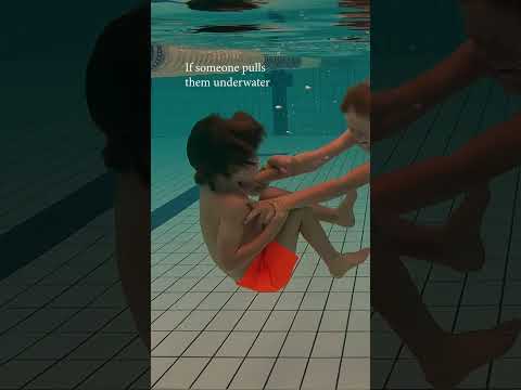 MUST KNOW: Does your child know what to do? #selfdefense #pool #drowning #survivalswimming #children