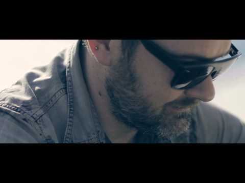 negramaro - L' amore qui non passa - Anteprima da La Rivoluzione Sta Arrivando