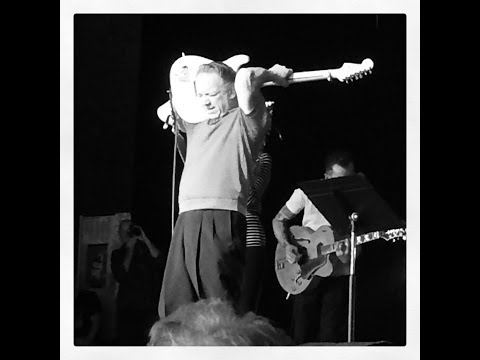 Jimmie Vaughan feat. Lou Ann Barton - Am I Happy @ Byron Bay Bluesfest 2014