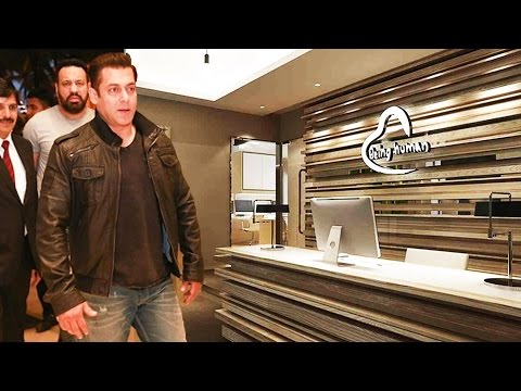 download lagu mp3 mp4 Being Human Head Office In Mumbai, download lagu Being Human Head Office In Mumbai gratis, unduh video klip Being Human Head Office In Mumbai