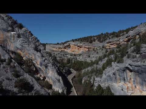 Desfiladero del Río Mataviejas - BU-910 - Vista aérea con dron