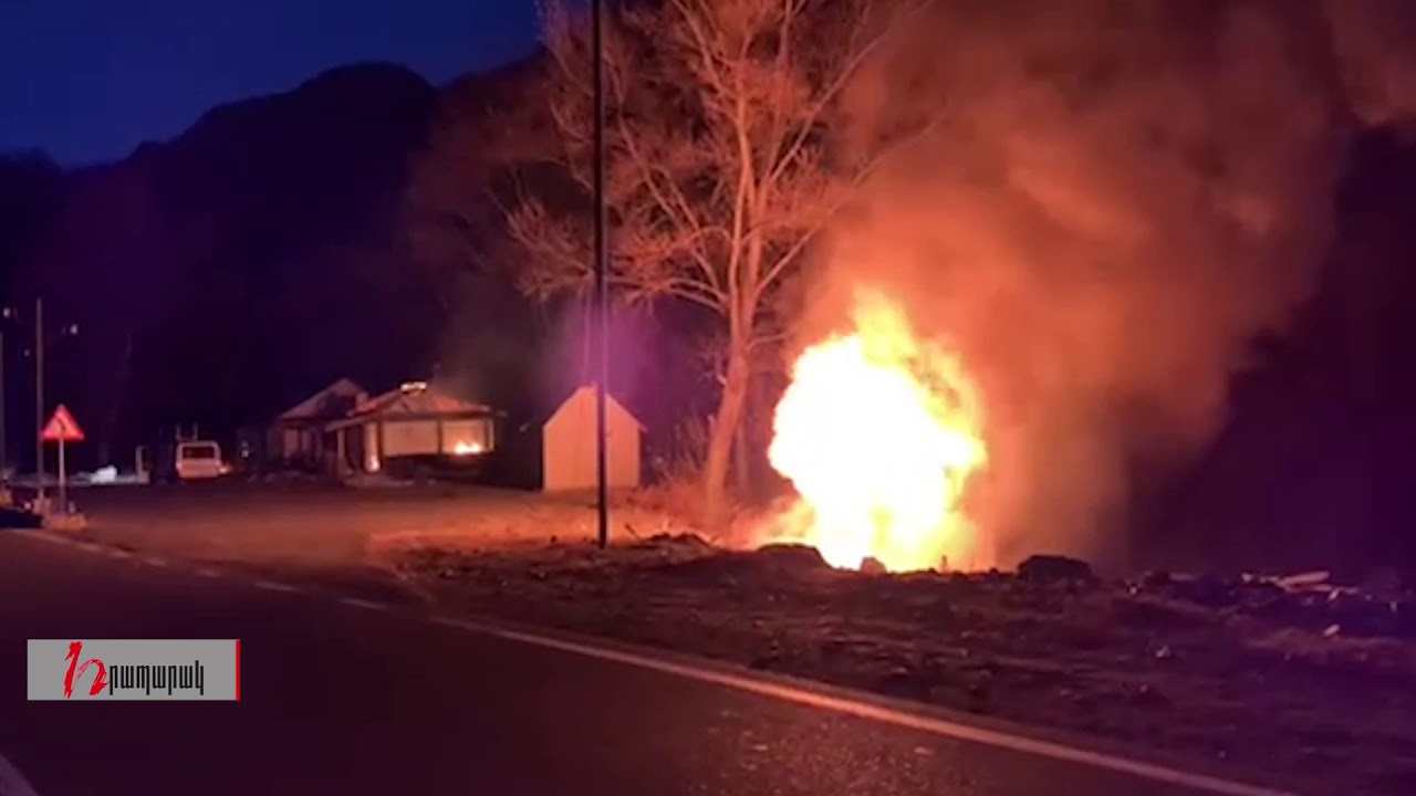 Այրում են Արշակ Զաքարյանի ռեստորանը Քարվաճառում. տեսանյութ