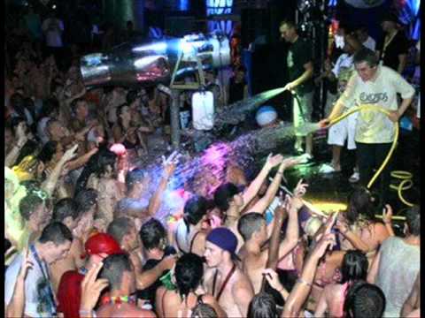 saturday mornin mash up EnV and ReePz