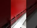 Riproduci video