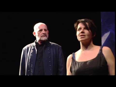 Entre Vues 2010 " Antigone " - Cie Lazzi