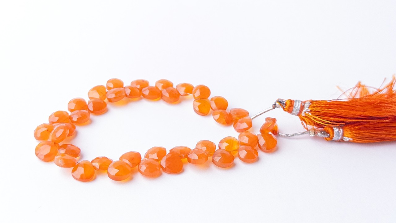 Carnelian  | Faceted Briolette | 7.5-8mm Bead Size | 20cm Strand Length video