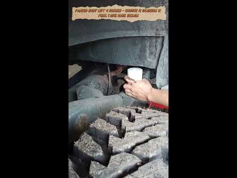 MITSUBISHI PAJERO BODY LIFT 4 INCHES- ENGINE N GEARBOX N FUEL TANK NAIK SEKALI