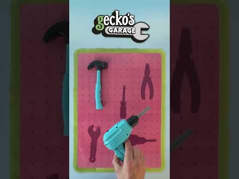 Organizing Gecko's Tools! 🚗🔧 | Gecko's Garage 🚚 #Shorts #GeckosGarage
