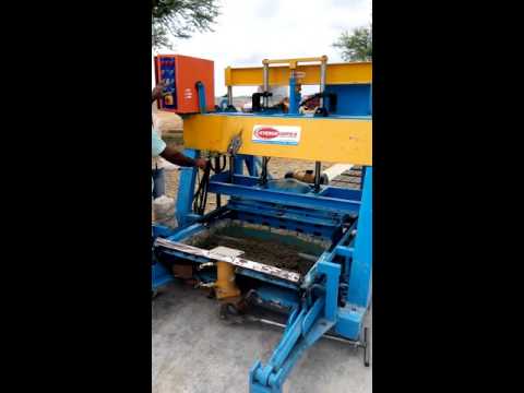 Concrete Block Making Machine