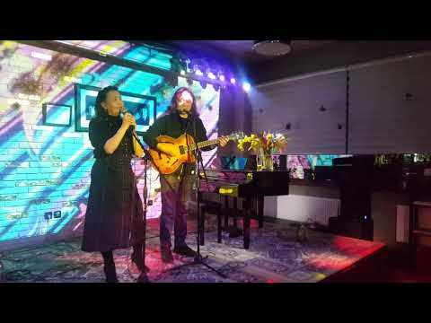 Вам и не снилось Mr.Ononbat and Mrs Nansalmaa Zuudend oromgui yavdal