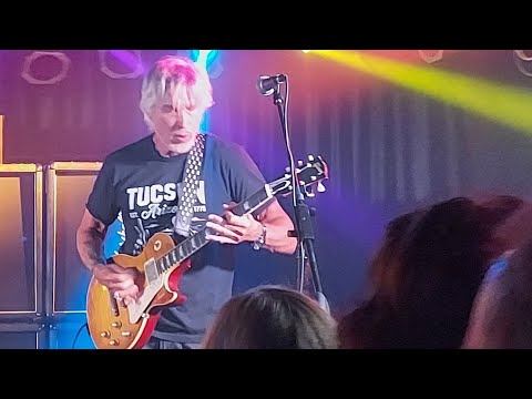 George Lynch " Into The Fire "🔥 Live! Friday 10/24/25 Token Lounge Westland,MI USA 🇺🇸 Hot Version !!