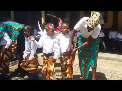 Neyma Ft Mr Kuka  Rubi em Accao    No Famba