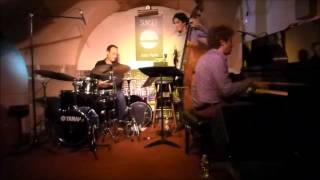 Deldongo Jazz Trio "The Kicker" hommage à Horace Silver